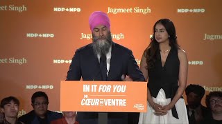 MP Gord Johns hangs on to the Courtenay-Alberni riding while neighbours turn blue