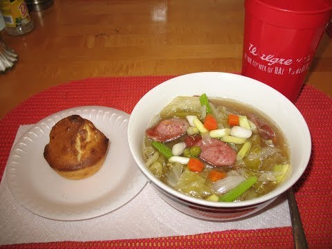 HOW TO MAKE CABBAGE AND SAUSAGE SOUP