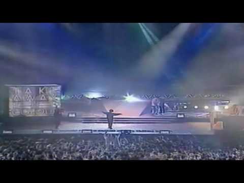 Ice Mc Feat Yasmine - Take Away The Colour ( Presentación en Vivo )