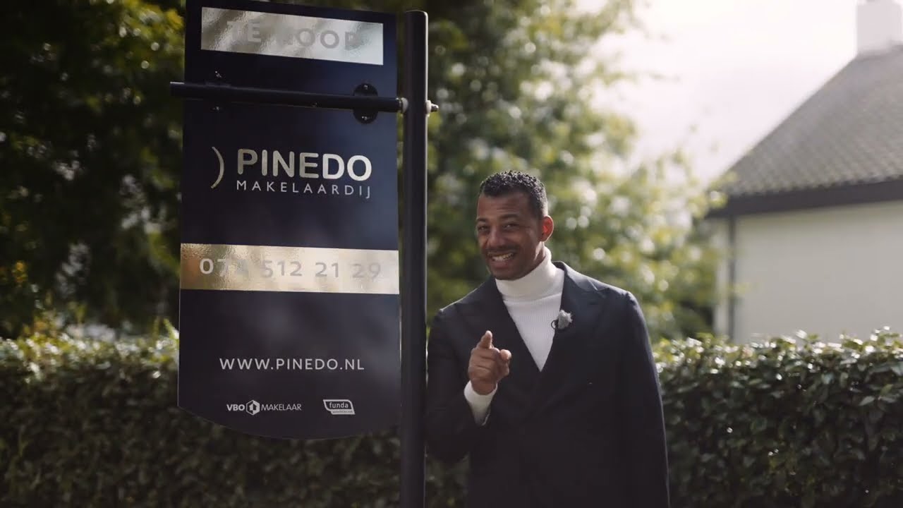 Prachtige villa te koop op de Zuidlaan 24 te Bergen (NH) gepresenteerd door makelaar Joshua Pinedo