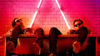 Axwell Ʌ Ingrosso - Renegade (Original Mix)