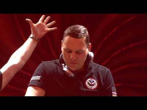 Tiesto B2B Hardwell en Tomorrowland 2014 (How We Do VS Love Comes Again)