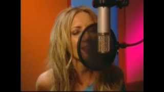 Lee Ann Womack - Something Worth Leaving Behind &amp; You Should Have Lied [AOL music]