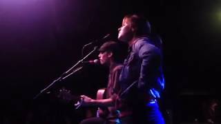 Laura Stevenson &amp; Roger Harvey perform &quot;Don&#39;t Think Twice, It&#39;s Alright&quot; by Bob Dylan Live