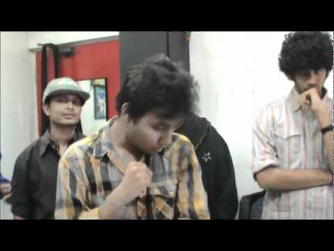 Mumbai Rap Cypher 2011 | Kinga Rhymes | He10 | Adro | Divine | Cash Kardz | Enkore | Poetik Justis
