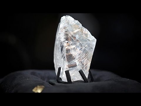 Huge 'Constellation' diamond unveiled in Paris
