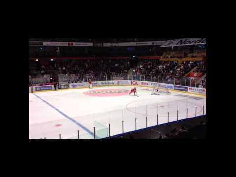 Dave Spina's "Datsyuk" straff på MoDo Hockeys is premiär.