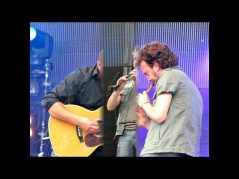 Ar Re Yaouank - Ha dall ha dall daonet