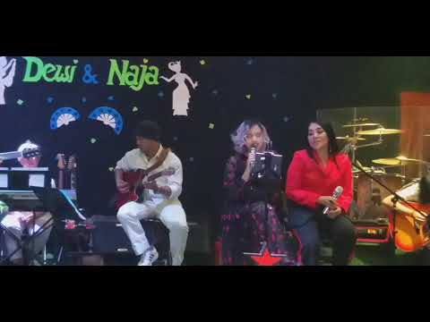 DEWI GITA Feat NAJA DEWI - TOXIC (Cover' Britney Spears)