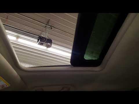 DB0062 - 2001 GMC Yukon - Power Sun Roof