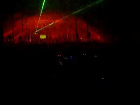 GIANT MAXIMUS NYE - Ferry Corsten : I'm Alone