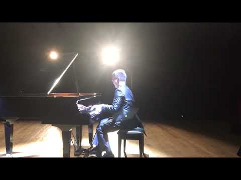 Chiu Yu Chen in Mexico City: Felipe Villanueva: Amor Vals de Salon