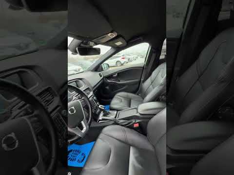 фото volvo v40 ii рестайлинг 0