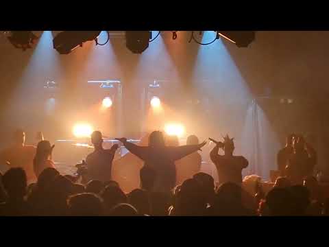 Train Fantôme - 2 Step (Regarde moi en face) Live Trabendo Paris 20221117 200815 HD