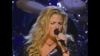Trisha Yearwood - Where Are You Now (Live at CMA&#39;s 2000)