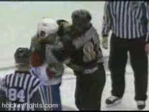 Aaron Downey vs Donald Brashear