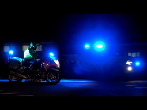 P1, Rijkswaterstaat & Politie Noodhulp & -Motor naar ongeval A7 Links Wijdewormer
