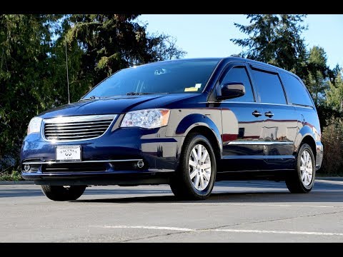 2014 Chrysler Town & Country Touring