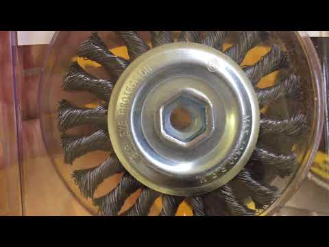 Щетка стальная дисковая DeWALT DT3502, диаметр 115 мм