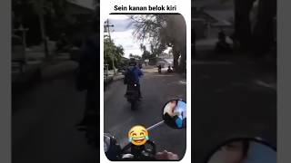 Download lagu Video terlucu pemotor Sen kanan belok kiri #ngeshortsbareng #palembangnian#samatapibeda #viral#video mp3