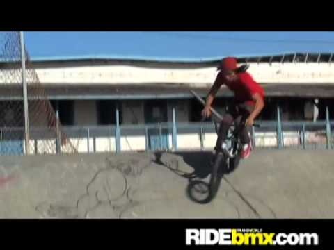 How-To Barspin With Hoang Tran - TransWorld RideBMX Magazine