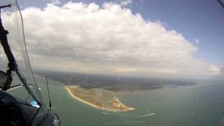 preview picture of video 'Microlight flight from Wiltshire to Sandown Airfield, Isle of Wight'