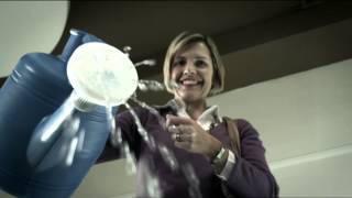 Sealy Asia Singapore 'Drenched Shopper' Video