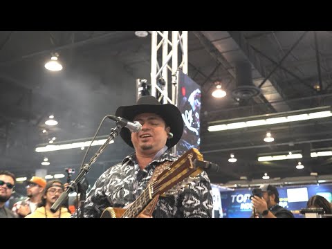 Allá En Los Olivos (Live sessions)- Cayado