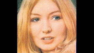 Mary Hopkin - Voyage of the Moon