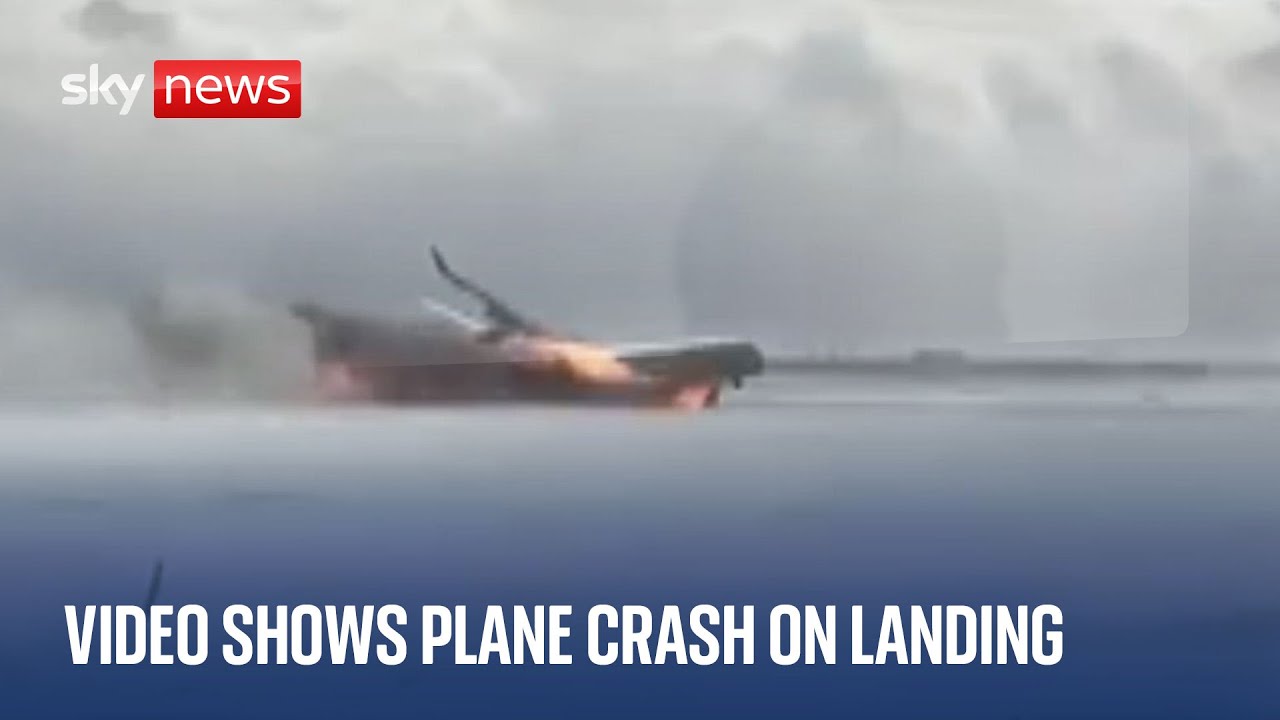 Dramatic video shows plane crashing and flipping over in Toronto
