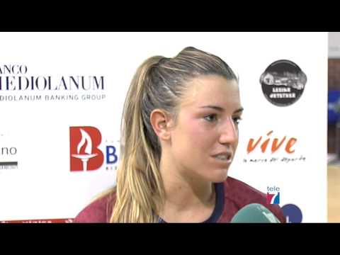 Mario López e Izaskun García tras la cuarta victoria consecutiva de Gernika Bizkaia en Liga Femenina