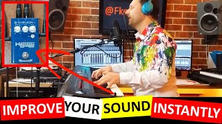 Video thumbnail for How to instantly improve your singing voice. How to improve your sound - TC Helicon Harmony Singer 2 by F Key Piano Man