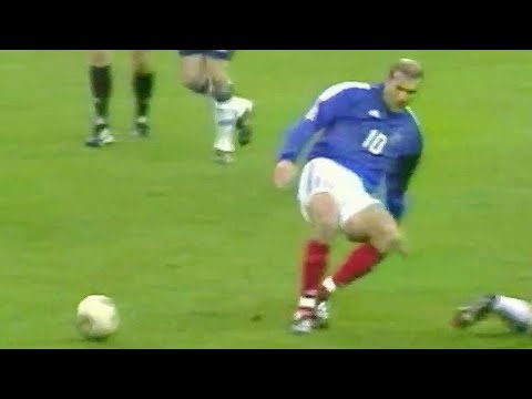 Scottish player tries to break Zidane's leg