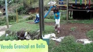 preview picture of video 'Sonrisas para los niños de la vereda Granizal del municipio de Bello'