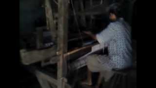 preview picture of video 'Simbok Pengrajin Tenun Tradisional Klaten - Desa Wisata Ngenthak'