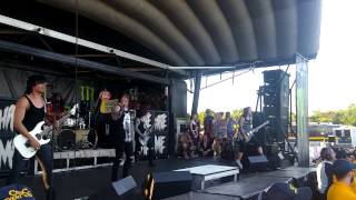 Escape The Fate Live Warped 2015 OKC Gorgeous Nightmare
