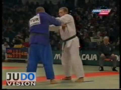 JUDO 1999 World Championships: Selim Tataroglu (TUR) - Frank Moeller (GER)