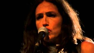 Joan As Police Woman - New year's day (Firenze, Viper Theatre, April 12th 2014)