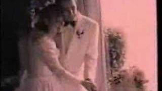 Neil Diamond sings Marry Me