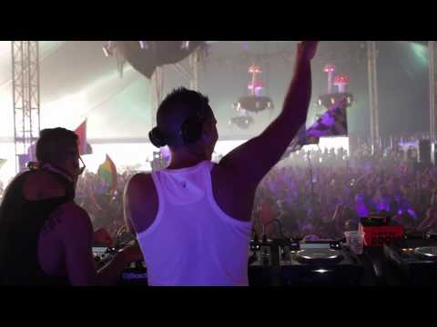 TomorrowWorld 2013 - Wolfpack