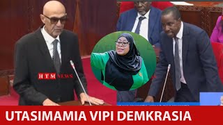 Download lagu KIMEUMANA: ZUNGU abananishwa live na MPINZANI juu ya DEMOKRASIA TAZAMA alivomjibu mp3 Download lagu KIMEUMANA: ZUNGU abananishwa live na MPINZANI juu ya DEMOKRASIA TAZAMA alivomjibu mp3