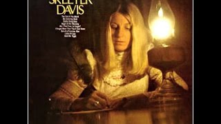 Crying Time by Skeeter Davis from her album Live Wire from 1984.