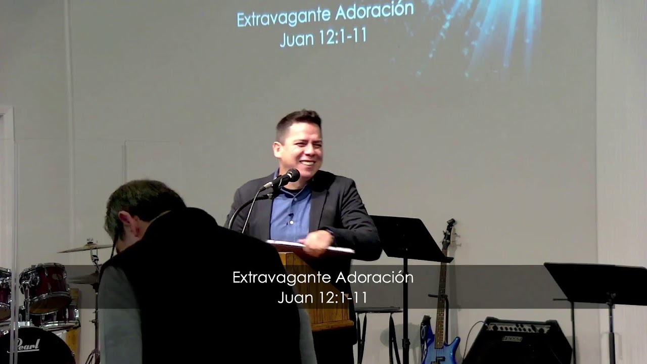 Extravagante Adoraci贸n