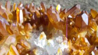 preview picture of video 'Huge Museum Arkansas Quartz Crystal Cluster'