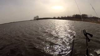 preview picture of video 'kitesurf on a flooded field'