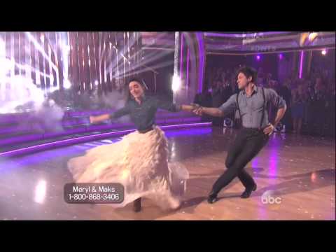 Maksim Chmerkovskiy & Meryl Davis dancing Viennese Waltz on DWTS 5 12 14