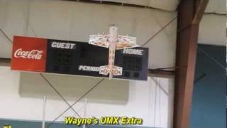 preview picture of video 'Indoor Flying - Uberlite & UMX Extra'