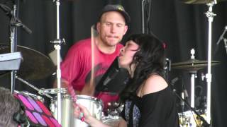 Little Dragon &quot;Precious&quot; Bonnaroo 2012