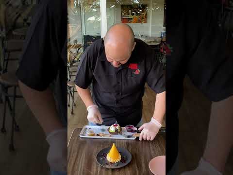 Sabor Dessert Bar - Pistachio Mascarpone cheesecake & Passionfruit Cheesecake cone