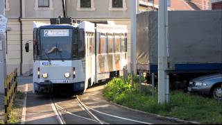 preview picture of video 'Wendemanöver einer Görlitzer Straßenbahn'